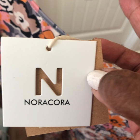 NWT STYLISH Noracora  Vibrant Floral V-Neck Short Sleeve Dress   SZ M - Picture 10 of 12